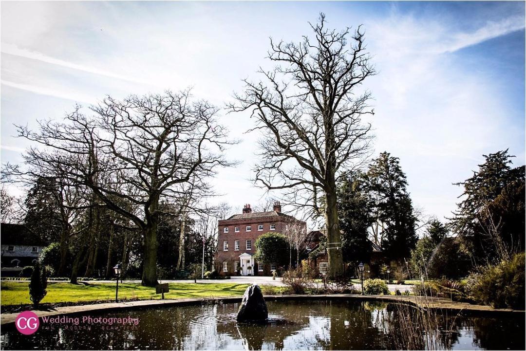 Affittacamere Mulberry House Ongar Esterno foto