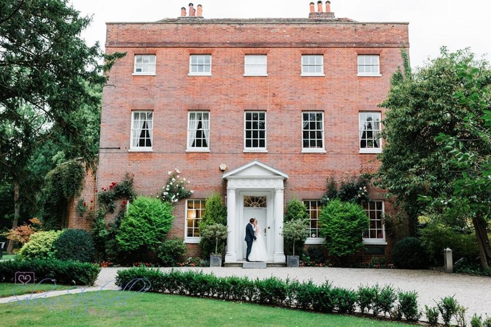Affittacamere Mulberry House Ongar Esterno foto
