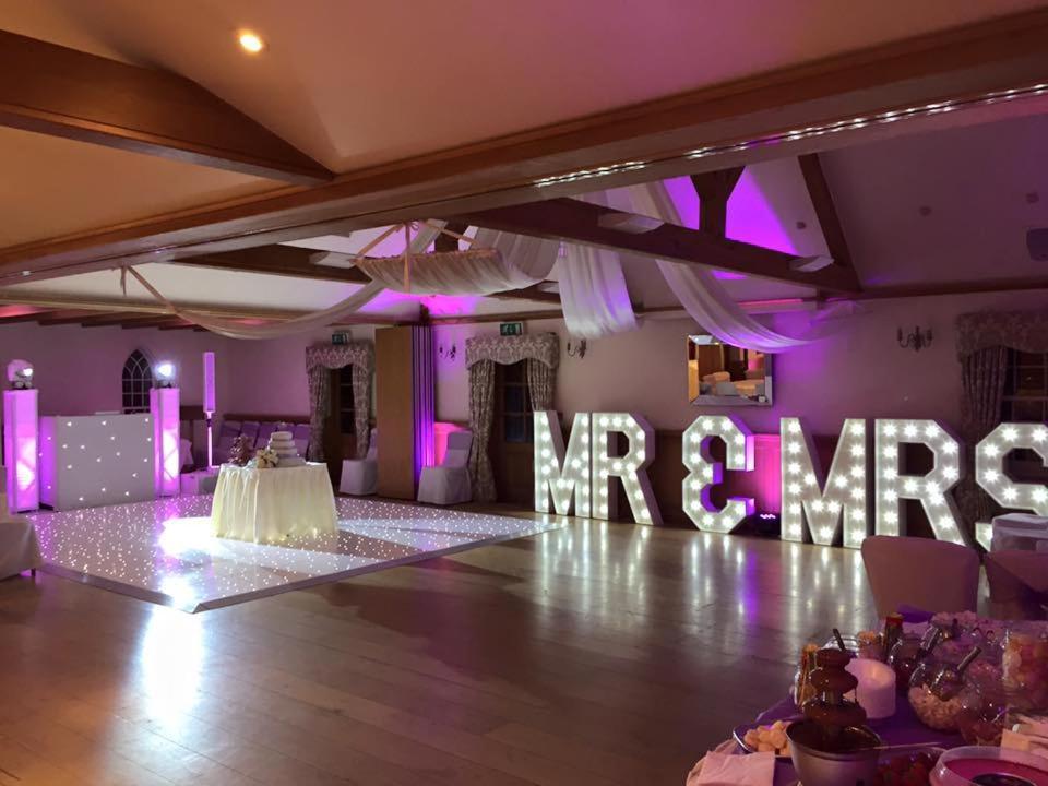 Affittacamere Mulberry House Ongar Esterno foto
