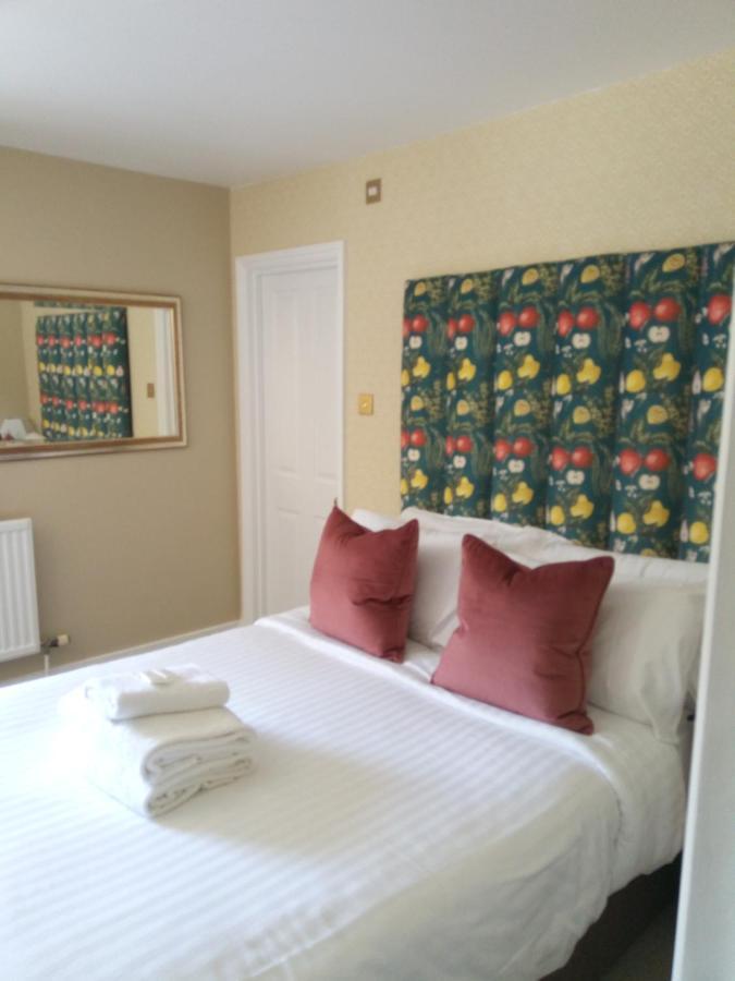 Affittacamere Mulberry House Ongar Esterno foto