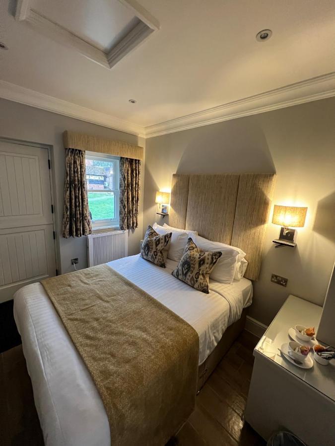 Affittacamere Mulberry House Ongar Esterno foto