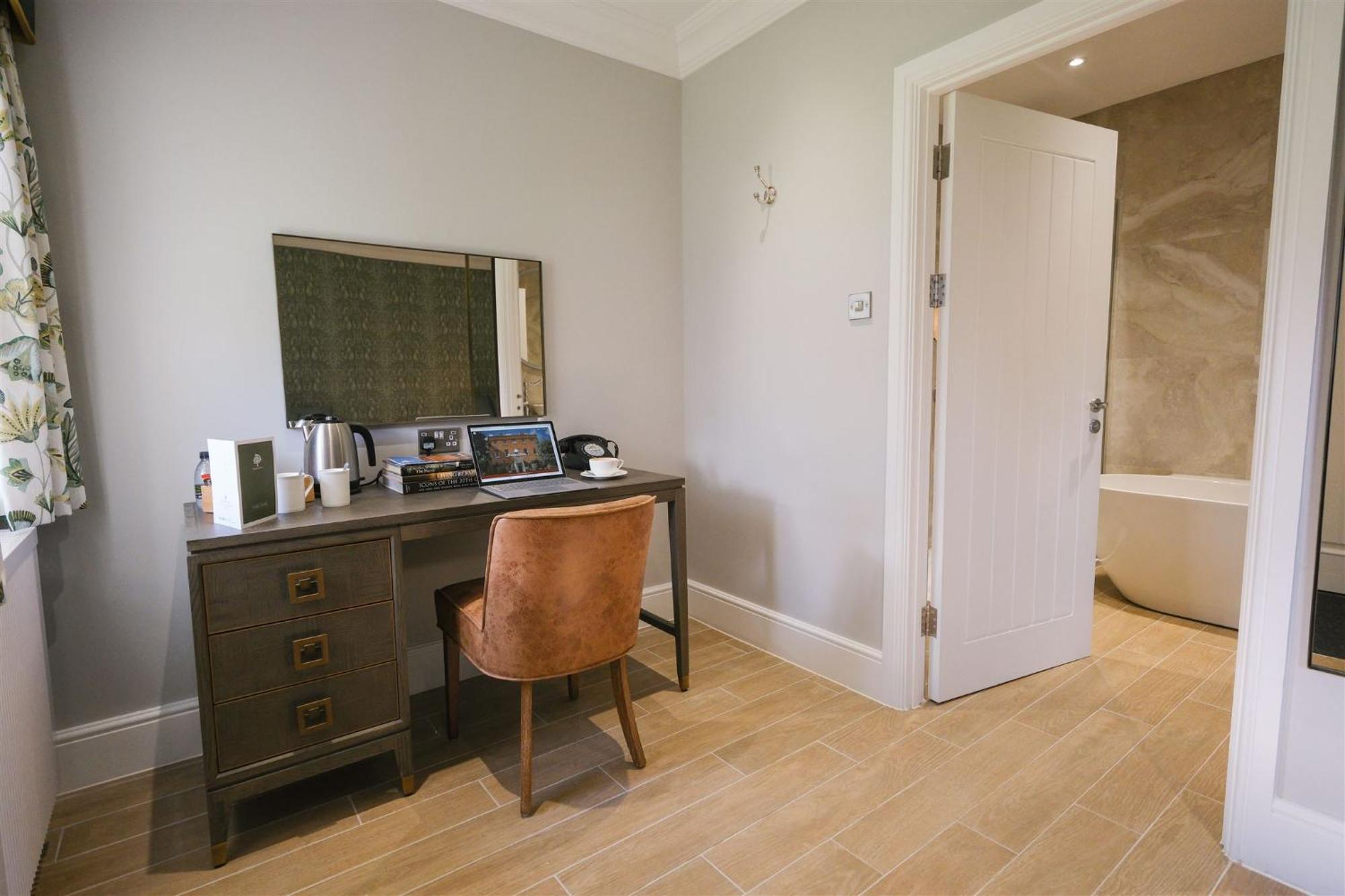 Affittacamere Mulberry House Ongar Esterno foto