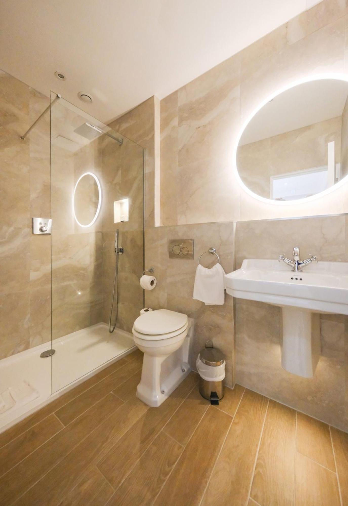 Affittacamere Mulberry House Ongar Esterno foto